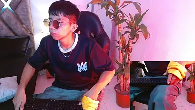 Snapshot of Hyunjin_Son chatting on 18, 9, 2025 Hyunjin Son online show from 18, 9, 2025