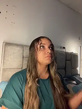 AnnyLopezzz  online show from 14, 4, 2026