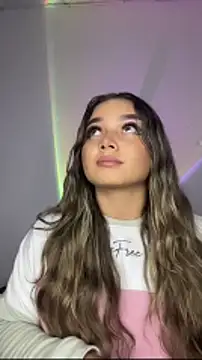 AnnyLopezzz  online show from 5, 12, 2025