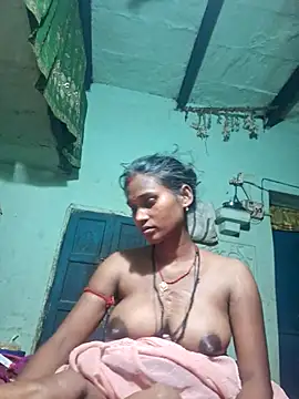 parmila203 online show from 12, 4, 2026