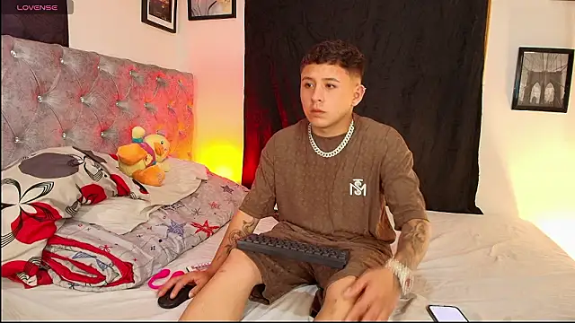 Michael Lopez 1 online show from 8, 2, 2026