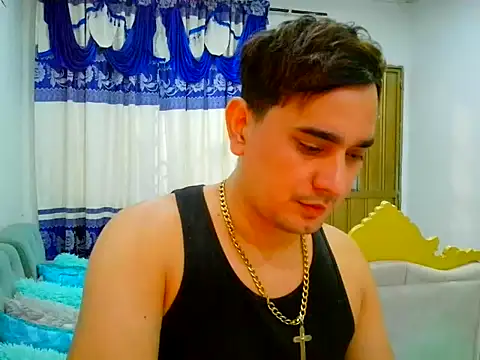 Snapshot of JHOVA23CM chatting on 10, 10, 2025 JHOVA23CM online show from 10, 10, 2025