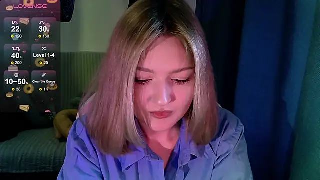 cute1stranger online show from 9, 10, 2025
