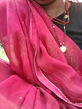 Idhika Handoo online show from 13, 10, 2025