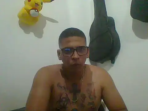 Hardbighotxxx online show from 10, 3, 2026