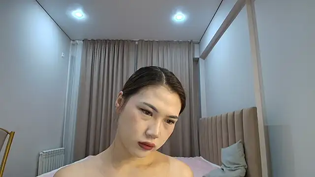 mimi lan online show from 28, 9, 2025