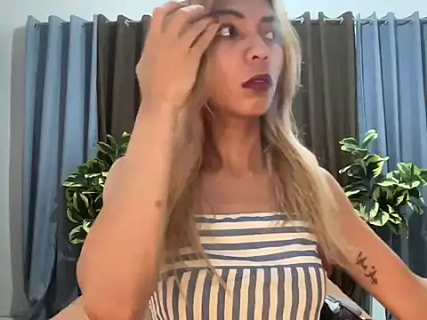 CelestinaMarquez0427 online show from 13, 7, 2026