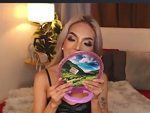 CelestinaMarquez0427 online show from 19, 10, 2025