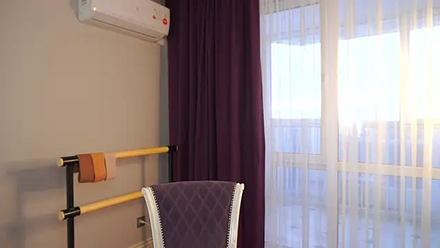 MaryroseRoeder online show from 7, 2, 2026