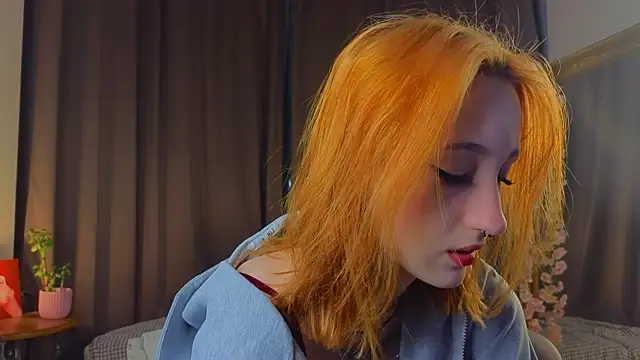 MaryroseRoeder online show from 10, 11, 2025