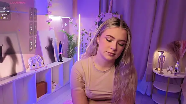 AliaBuerstatte online show from 21, 10, 2025