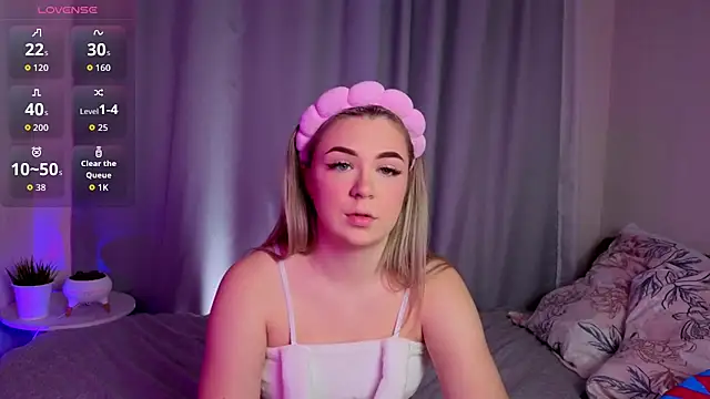 AliaBuerstatte online show from 12, 11, 2025