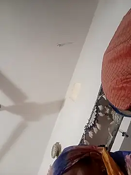 Snapshot of Payal950 chatting on 14, 12, 2025 Payal950 online show from 14, 12, 2025