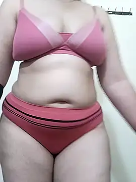 Curvy Vineeta online show from 20, 9, 2025