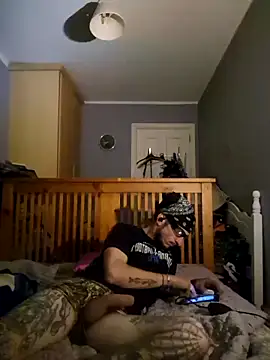 MODEST11 MMiILOO AMARO online show from 11, 10, 2025