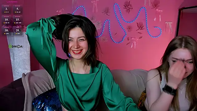 Snapshot of veronica_bubble chatting on 17, 5, 2026 veronica bubble online show from 17, 5, 2026