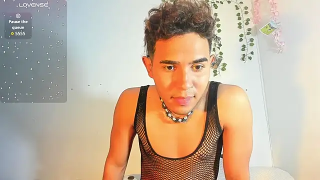 Snapshot of cute_sammy_1 chatting on 13, 9, 2025 cute sammy 1 online show from 13, 9, 2025