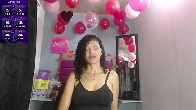 Snapshot of alma_azul chatting on 12, 9, 2025 alma azul online show from 12, 9, 2025