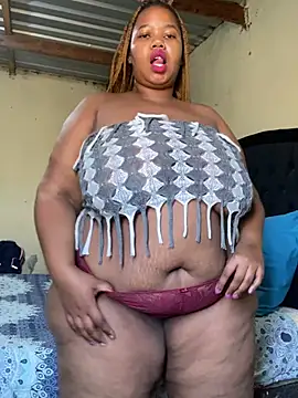 Snapshot of Curvycandy95 chatting on 10, 7, 2026 Curvycandy95 online show from 10, 7, 2026