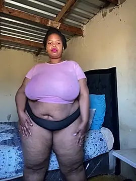 Snapshot of Curvycandy95 chatting on 18, 7, 2026 Curvycandy95 online show from 18, 7, 2026