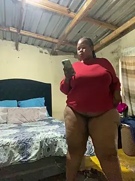 Snapshot of Curvycandy95 chatting on 23, 4, 2026 Curvycandy95 online show from 23, 4, 2026