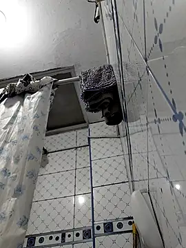 Snapshot of Exotic19cm chatting on 10, 11, 2025 Exotic19cm online show from 10, 11, 2025