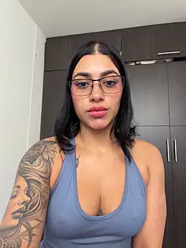 AlannaEvons online show from 4, 5, 2026