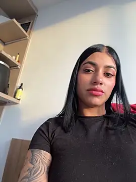 AlannaEvons online show from 17, 6, 2026