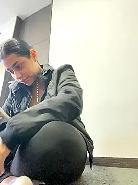 AlannaEvons online show from 7, 10, 2025