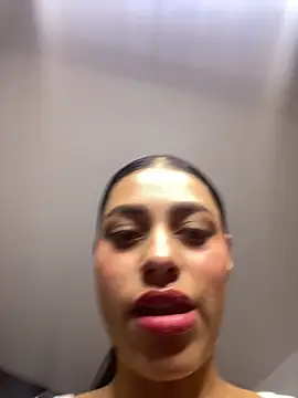 AlannaEvons online show from 15, 10, 2025