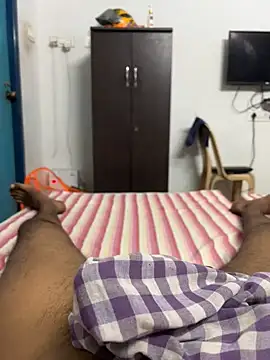 usermood2000 online show from 23, 11, 2025