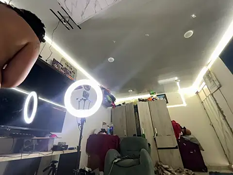 amanne misa online show from 11, 4, 2026