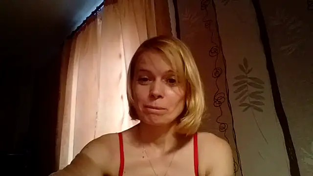 LiluXRose online show from 13, 10, 2025