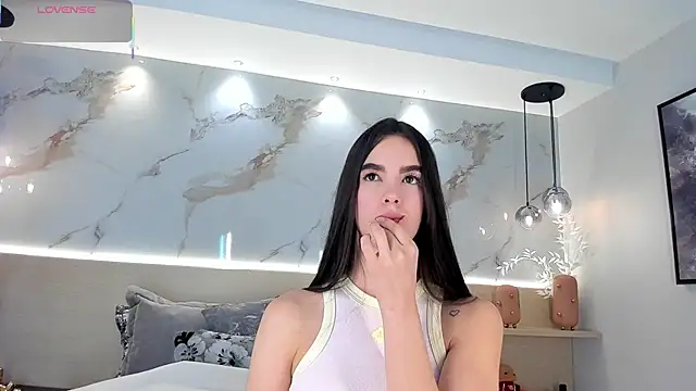 Snapshot of SolAvelar chatting on 28, 5, 2026 SolAvelar online show from 28, 5, 2026