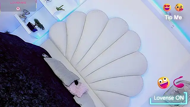 Miacuteee online show from 30, 11, 2025