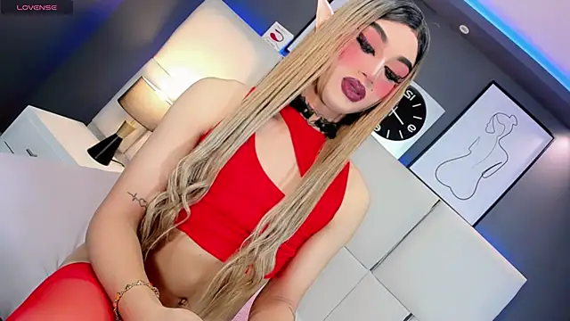 Miacuteee online show from 23, 10, 2025