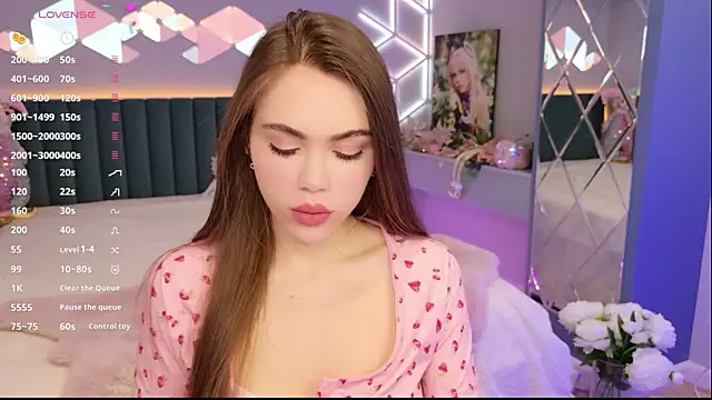 MimiFors online show from 4, 4, 2026