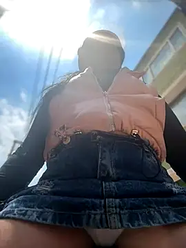 -Mia1 online show from 15, 10, 2025