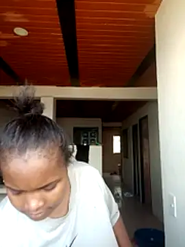 isabella brown1 online show from 20, 12, 2025