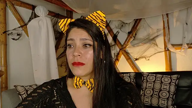 sofiia diaz0805 online show from 31, 10, 2025