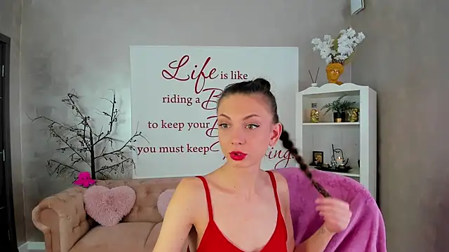 ReynaTheVixen online show from 22, 10, 2025