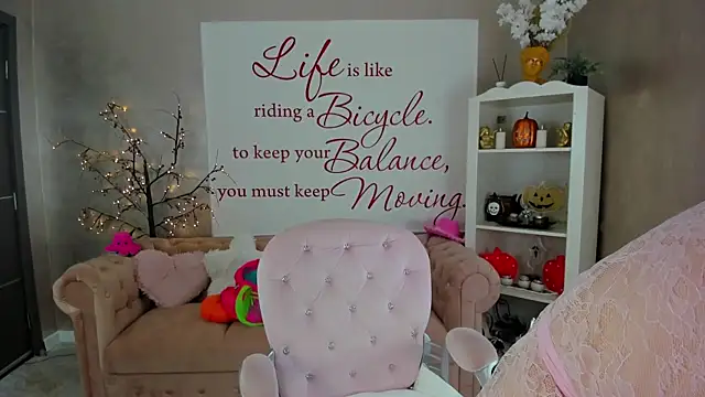 ReynaTheVixen online show from 23, 11, 2025