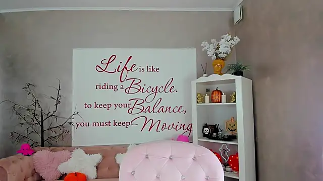 ReynaTheVixen online show from 21, 11, 2025