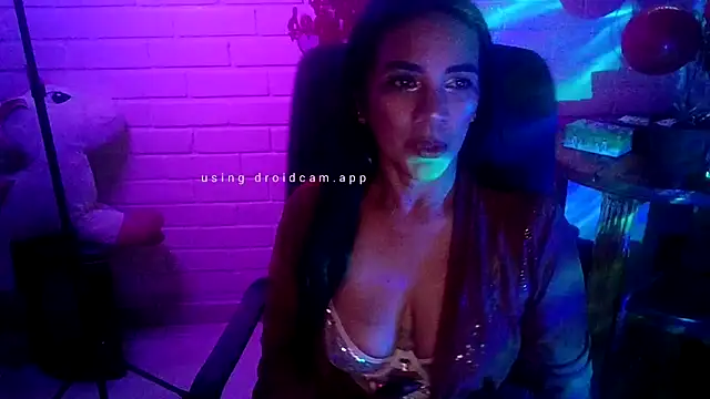 MiiaVelasquez online show from 10, 2, 2026