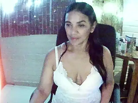 MiiaVelasquez online show from 28, 11, 2025