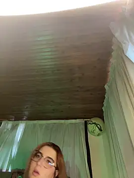 CoraVibes online show from 22, 2, 2026