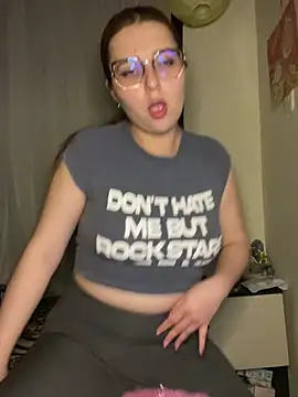 CoraVibes online show from 1, 3, 2026