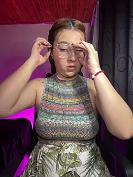 CoraVibes online show from 29, 11, 2025