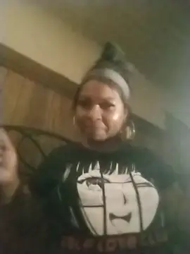 Snapshot of Ladiv33 chatting on 30, 10, 2025 Ladiv33 online show from 30, 10, 2025