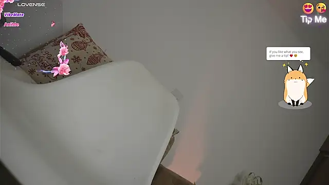 Roxybeautyy online show from 7, 2, 2026